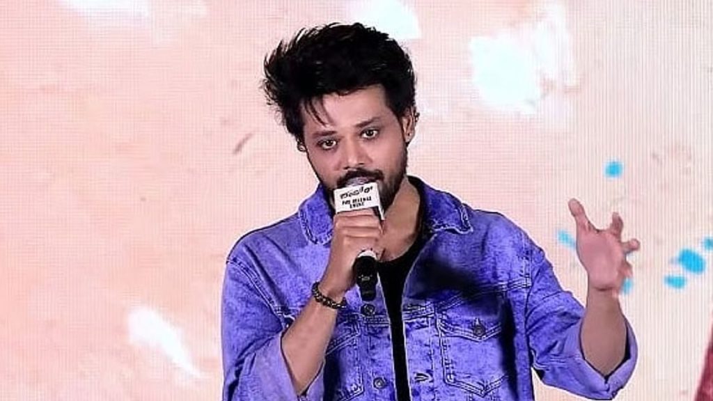 Nandu Says Respect Is More Important Than Money Psych Siddharth Movie