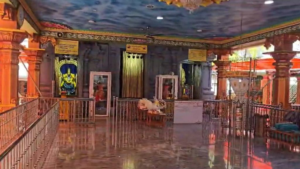 Silver Ornaments Worth Rs 50 Lakhs Were Stolen From Venkateswara Swamy Temple In Kphb