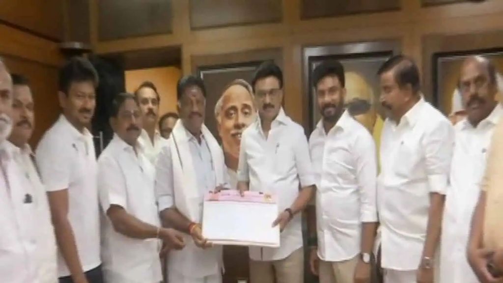 O Panneerselvam Joins Dmk Mk Stalin Tamil Nadu Politics Aiadmk Split