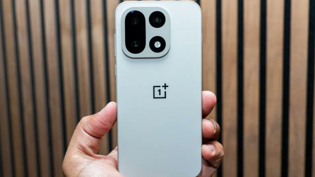Oneplus 15t Launch Leak Compact Flagship With 7500mah Battery 50mp Camera 165hz Display