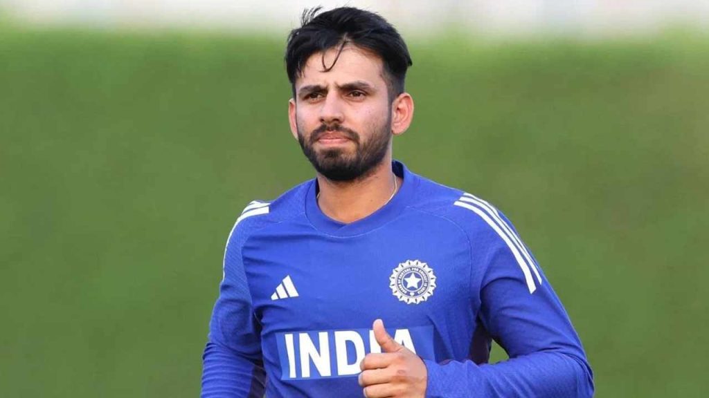 Jitesh Sharma Prays For Top Order Collapse
