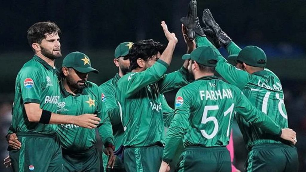 Englands Win Keeps Pakistans Chances Of Reaching Semifinals Alive