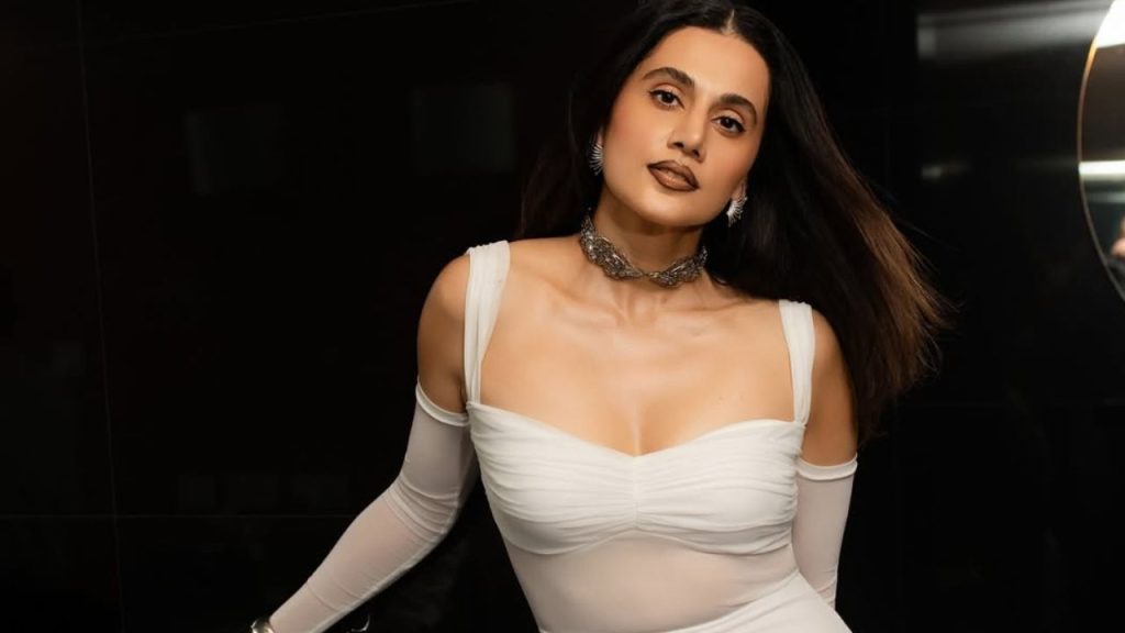 Taapsee Pannu Comments Padded Bra South Movies Embarrassing Moments