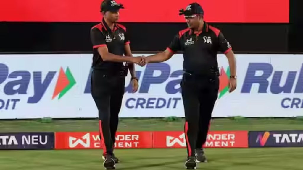 Indian Premier League Umpires Salary How Much Do Ipl Umpires Earn Per Match