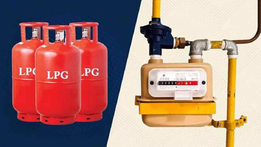Lpg Crisis India Png Users Surrender Cylinders Iran War Impact