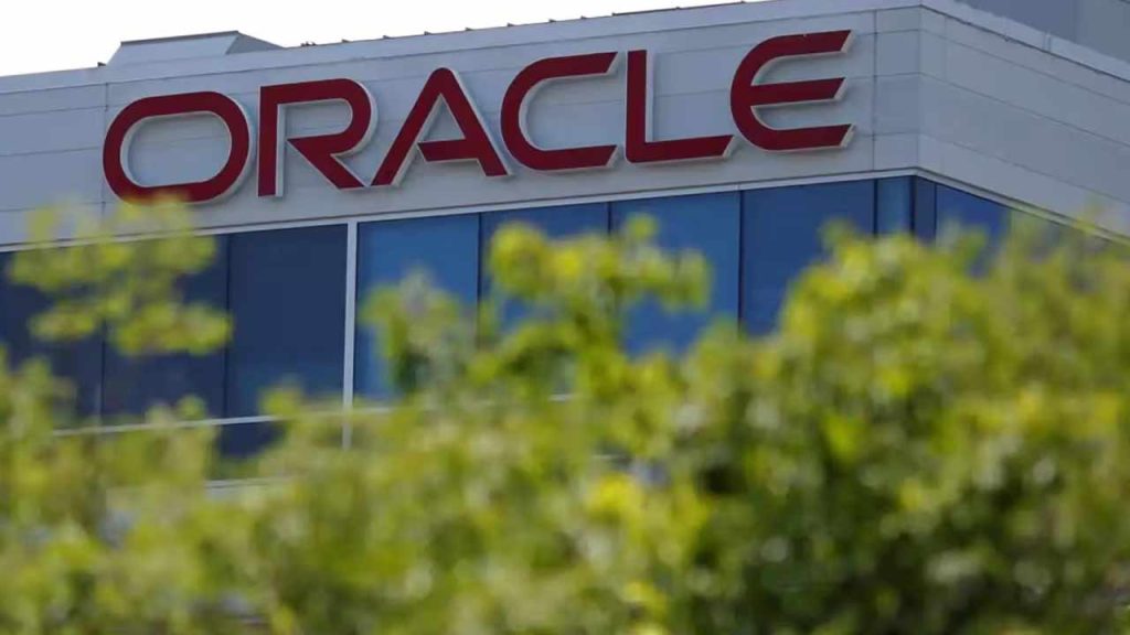 Oracle Layoffs Hit India Cloud Engineers Face Sudden Job Cuts Without Notice