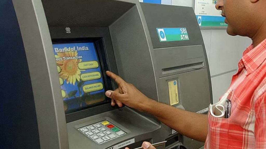 Consumer Court Slaps %e2%82%b93 28 Lakh On Bank Of Baroda After 9 Year Battle