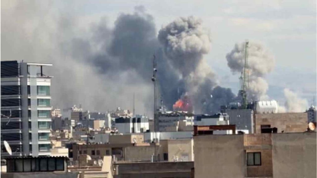 Iran Israel War Death Toll 787 Us Israel Strikes Gulf Cities Attacked