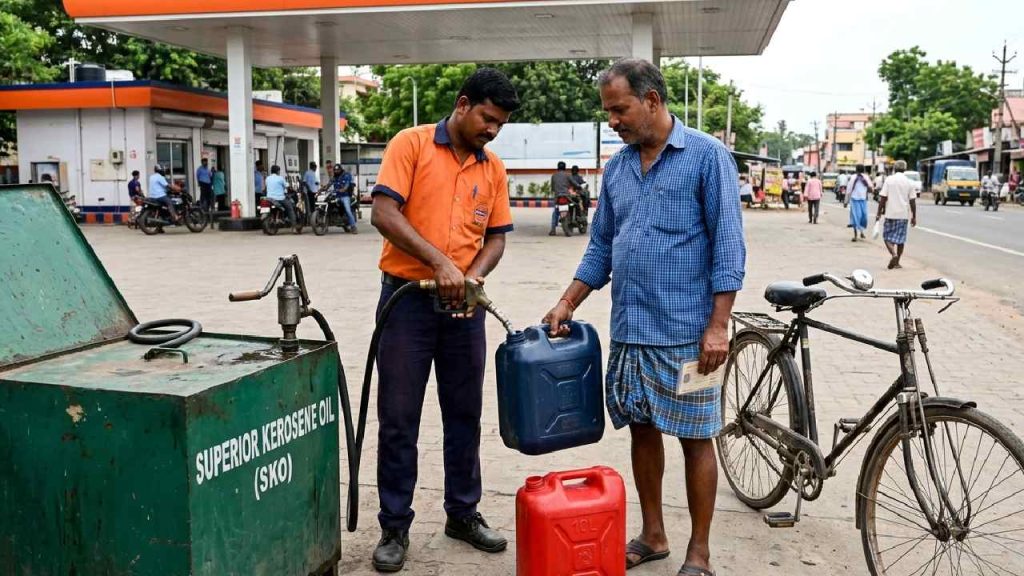 Center Allows 60 Day Kerosene Supply Via Pds And Petrol Outlets In 21 States