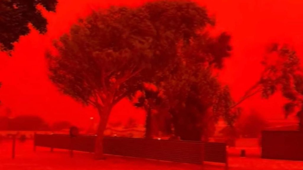 Sky Turned Blood Red Across Western Australia As Tropical Cyclone Narelle Pushed Dust Through Air