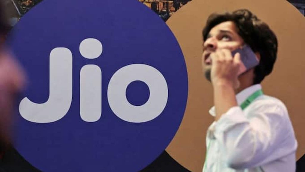 Trai Orders Reliance Jio To Fix Discriminatory Tariff Plans