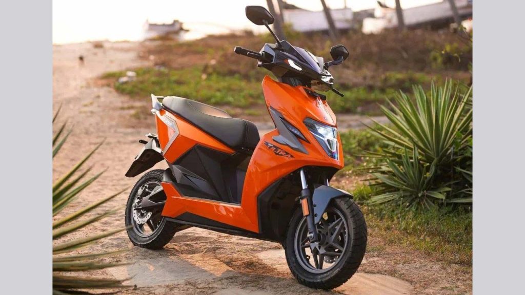 Indias First Electric Scooter With 400 Km Range Simple Ultra Launched