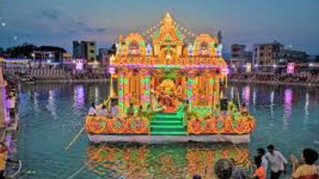 Grand Teppotsavam Of Venkateswara Swamy At Vadapalli Mesmerizes Devotees On Godavari