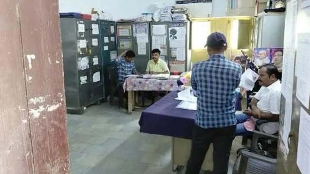 Headmaster Caught By Acb While Accepting Bribe