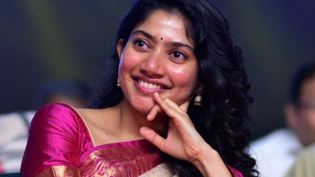 Sai Pallavi Clarity On Malayalam Language Controversy Ramayana Actress