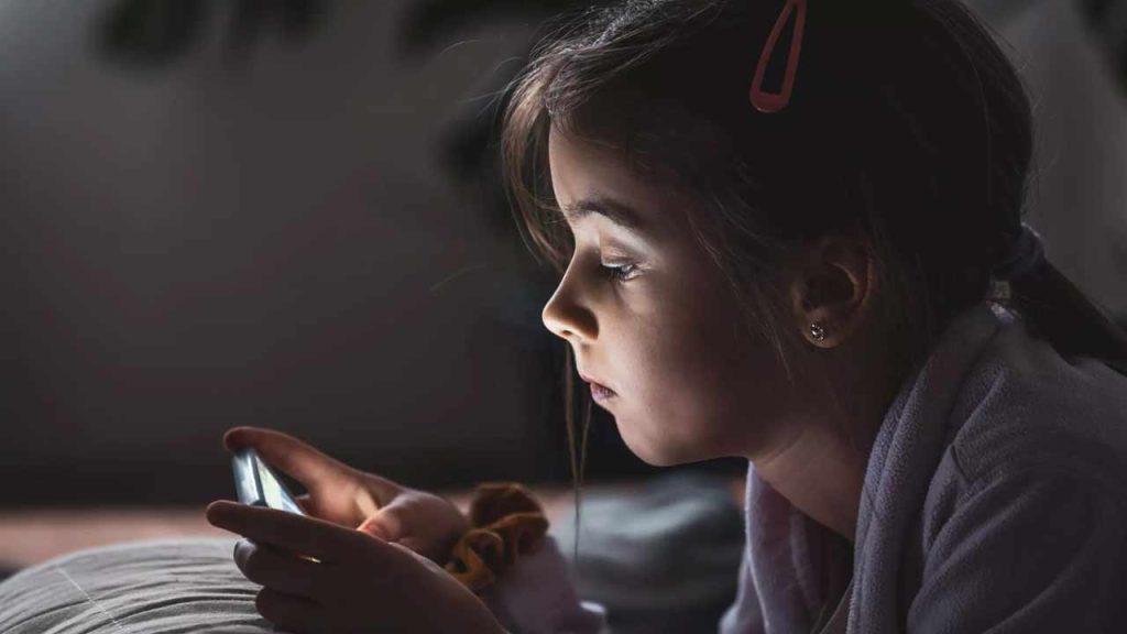 Screen Time And Migraine Causes Prevention Tips