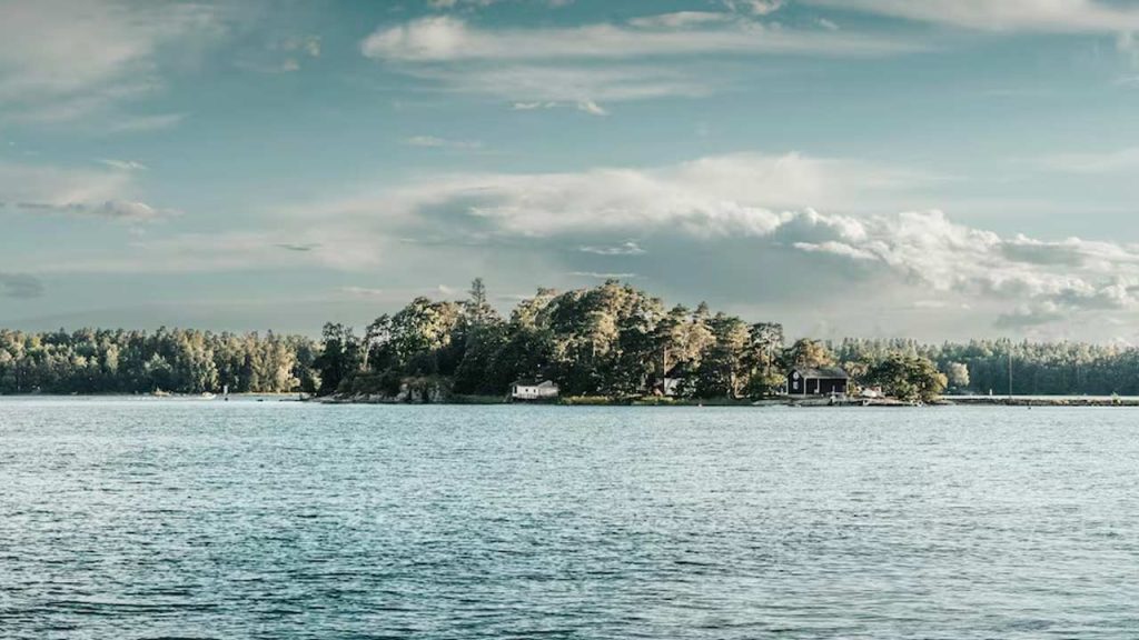 Mysterious No Men Island Finland Supershe