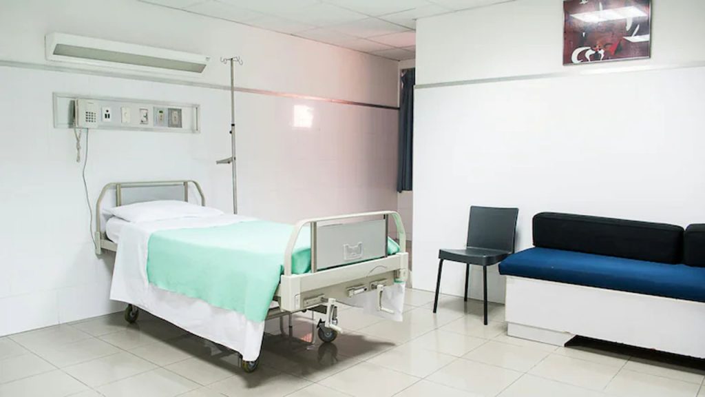 Gurgaon Hospital 65k Bill Food Poisoning Sparks Medical Inflation Debate