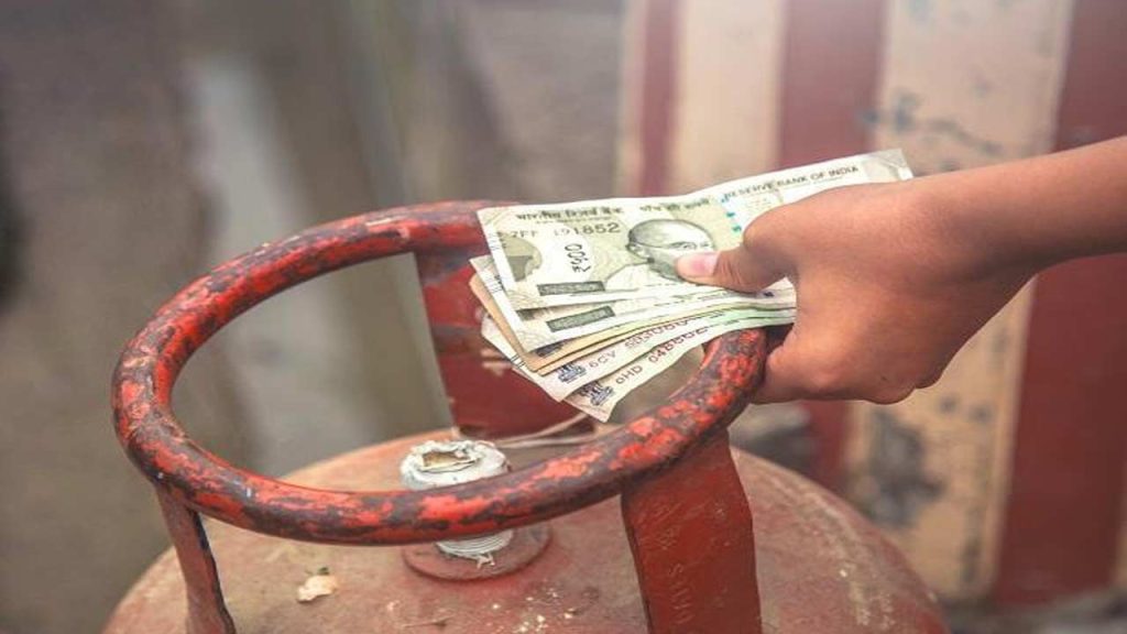Domestic Lpg Cylinder Price Hiked By Rs 29 In India Check Latest Lpg Rates And New Prices