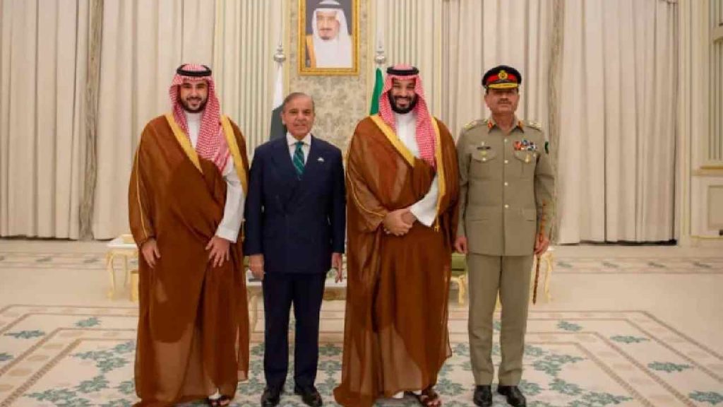 Pakistan Deploys 8000 Troops Fighter Jets To Saudi Amid Iran War Tensions