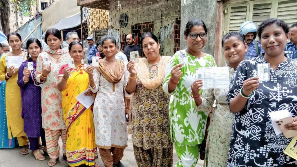 Repolling Begins In 15 Booths Of West Bengals Diamond Harbour And Magrahat Paschim