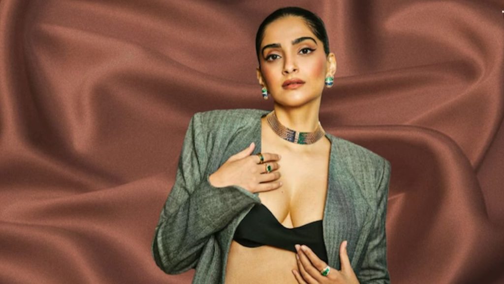 Sonam Kapoor Anand Ahuja London Residents Controversy Over 51 Crore Flats