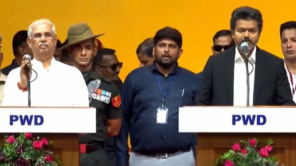 Tamil Nadu Cm Vijay Simplicity Moving Table Swearing In Ceremony Viral Video