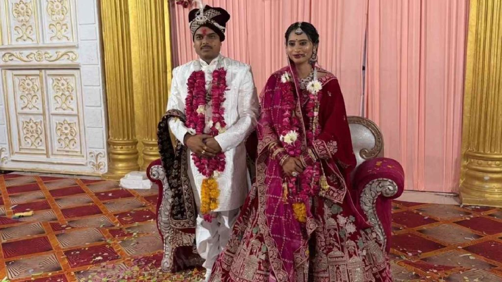 Madhya Pradesh Jailer Firoza Khatoon Marries Life Convict Dharmendra Singh