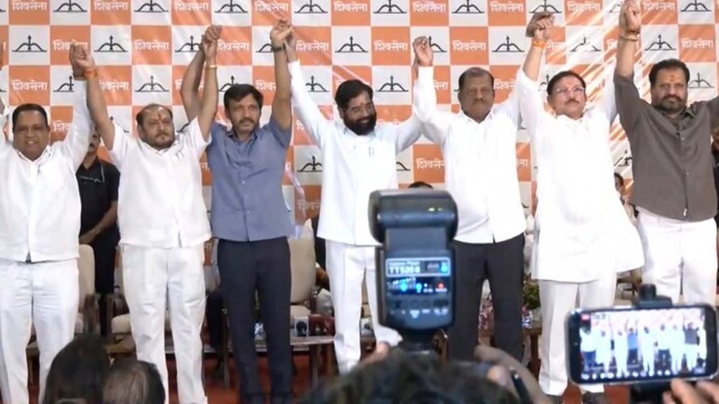 Maharashtra Six Shiv Sena Ubt Mps Join Eknath Shinde Big Blow To Uddhav Thackeray