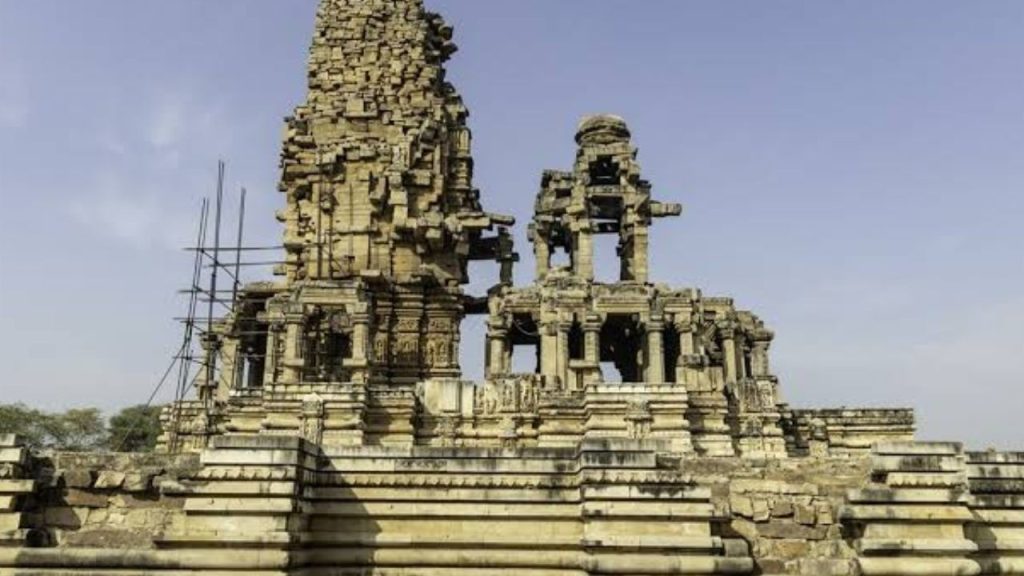 Kakanmath Temple Mystery The 1000 Year Old Shiva Temple Built Without Cement