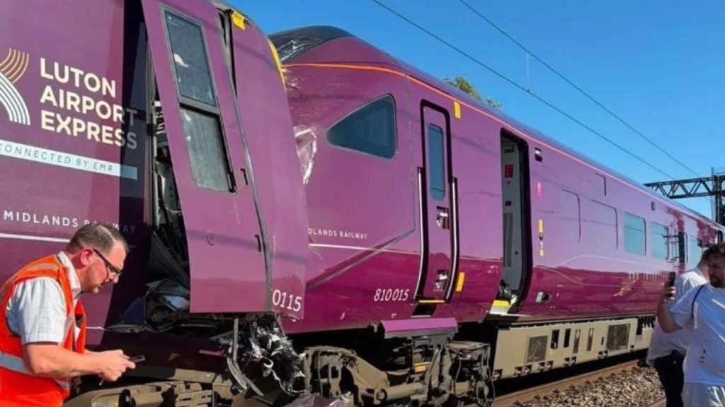 Two Passenger Trains Collide Near London Two Dead Over 80 Injured In Major Rail Accident