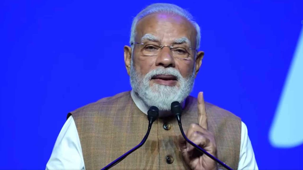 Pm Modi Highlights Indias Growth Journey In Paris Says 25 Crore People Moved Out Of Poverty