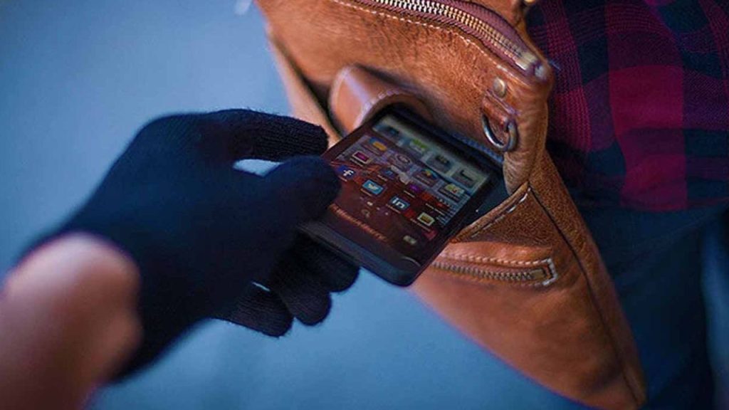 Smartphone Theft What To Do Immediately If Your Phone Is Lost Or Stolen