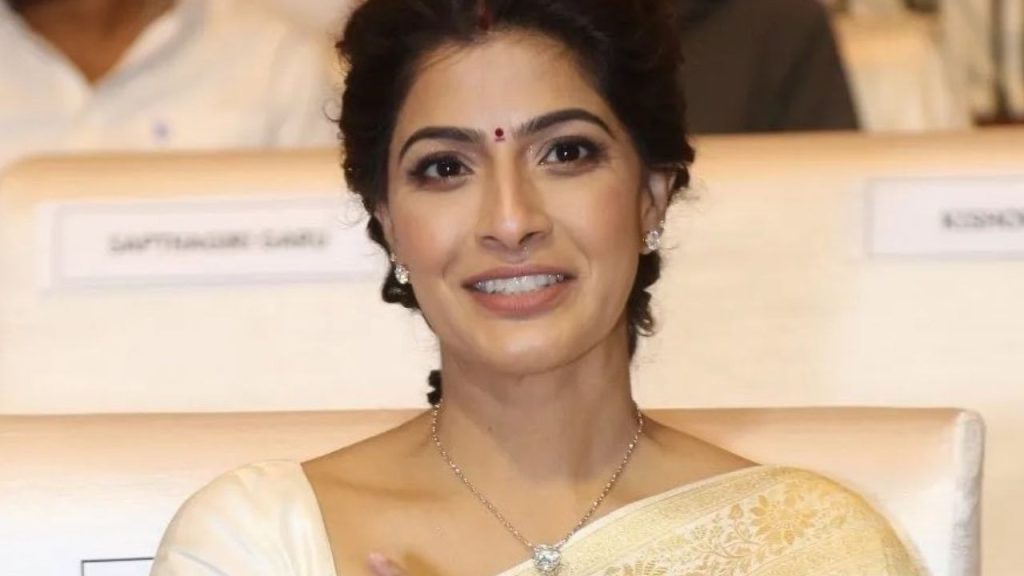 Varalaxmi Sarathkumar Controversy %e0%b0%a8%e0%b1%87%e0%b0%a8%e0%b1%81 %e0%b0%85%e0%b0%b0%e0%b0%b5%e0%b0%a8%e0%b1%81 %e0%b0%95%e0%b0%b0%e0%b1%81%e0%b0%b8%e0%b1%8d%e0%b0%a4%e0%b0%be %e0%b0%aa