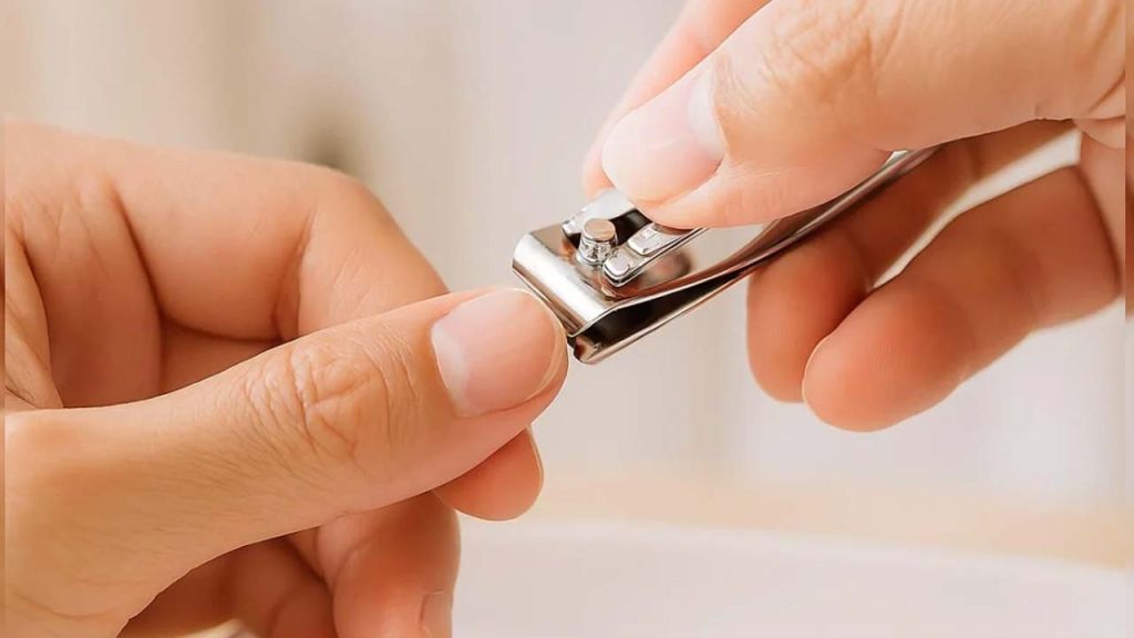 Why Not Cut Nails After Sunset Reasons