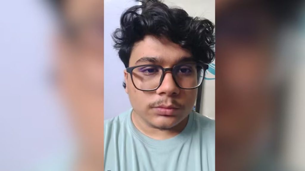 Neet Aspirant Dies By Suicide In Ghaziabad Leaves Emotional Video