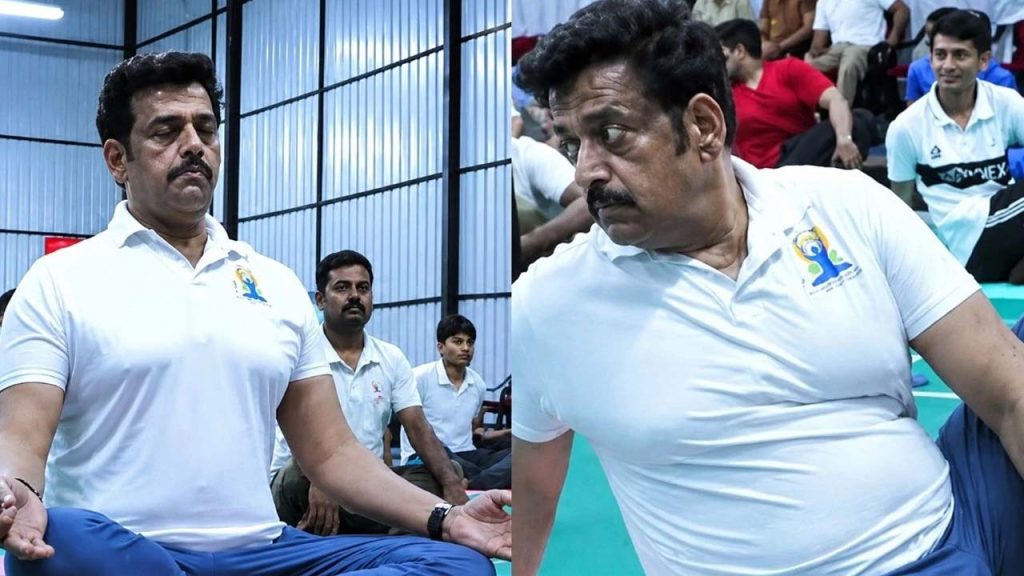 Ravi Kishan Yoga Video Viral Gutkasan Memes