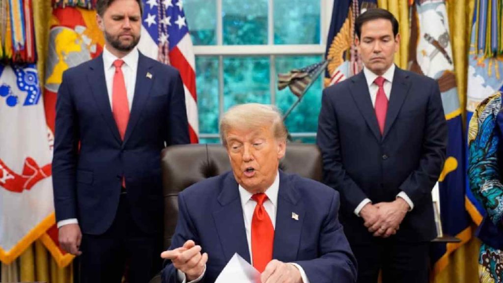 Trump Iran Deal Faces Internal Resistance As Cia Raises Doubts Over Tehrans Intentions