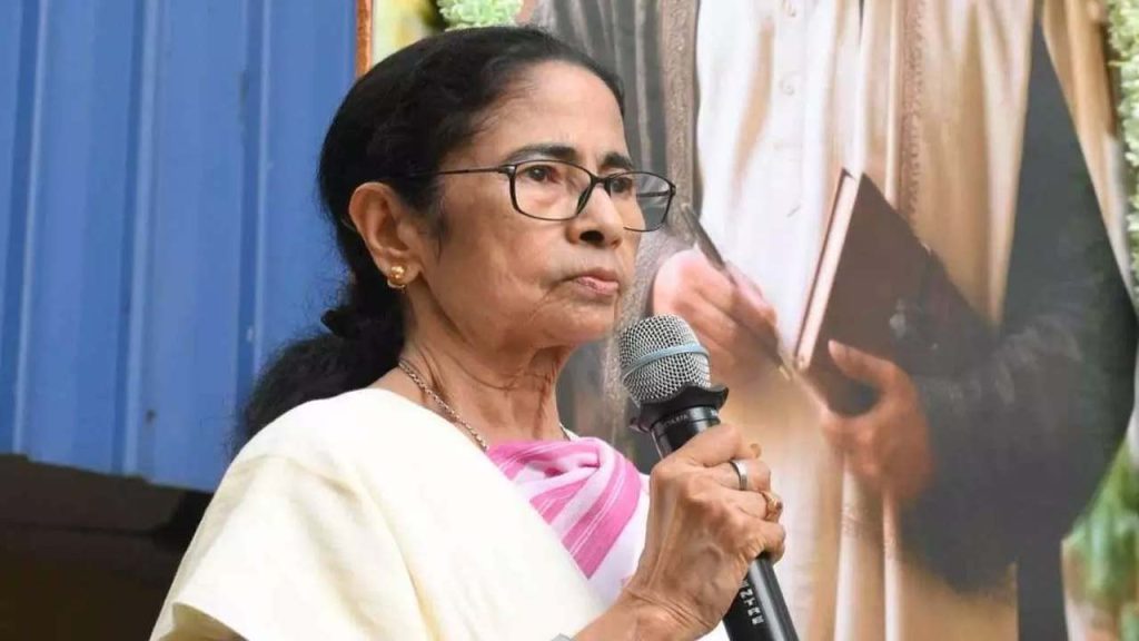 Bengal Congress Invites Mamata Banerjee July 21 Martyrs Day Admit Leaving Congress Mistake