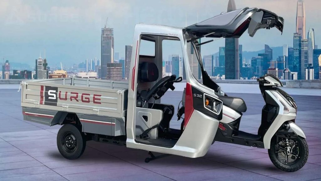 Hero Surge S32 World First Electric Scooter That Transforms Into Three Wheeler