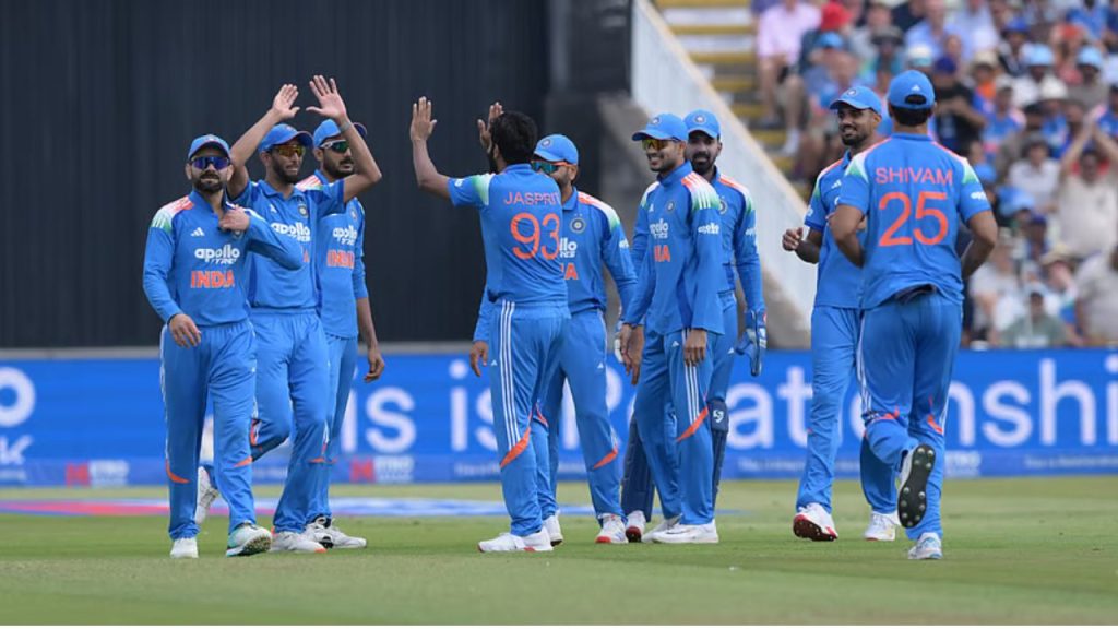 Ind Vs Eng 1st Odi Axar Patel 4 Wickets England All Out 258