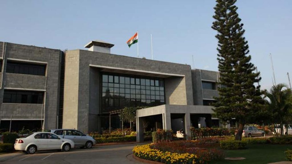 Delhi Police Arrest Ghaziabad Man Hoax Bomb Threat Emails Isro Nia Drdo