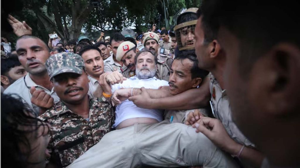 Rahul Gandhi Kharge Detained Pm Modi Residence Protest Delhi