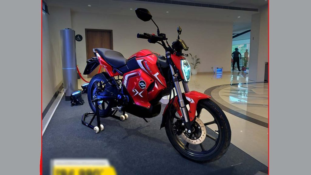 Revolt Rvx Electric Bike Launched In India At Rs 1 30 Lakh With 160km Range And 90kmph Top Speed