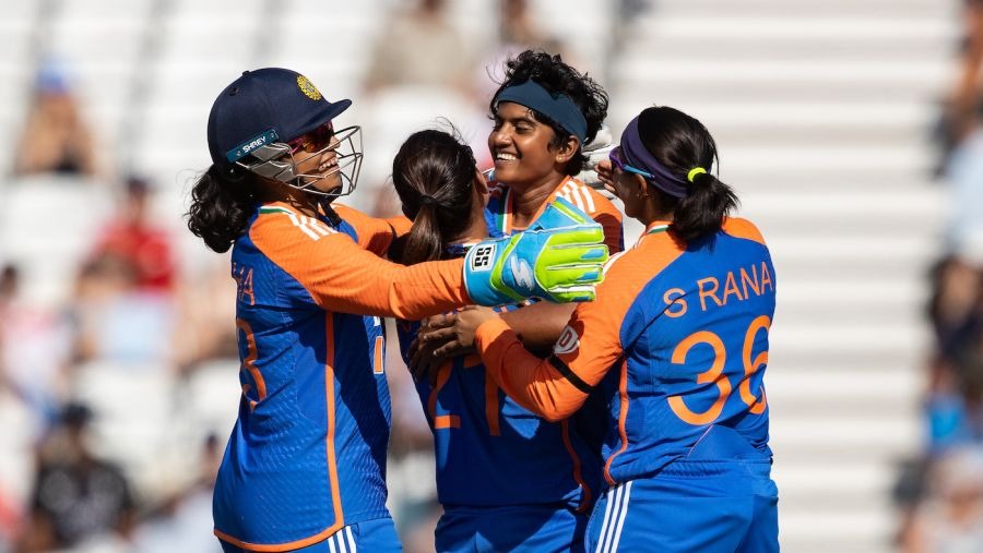 Icc Womens T20i Rankings 2026 Beth Mooney Sri Charani Top Spots