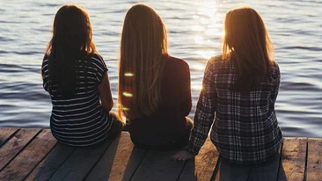 Hyderabad Three Minor Girls Missing Kacheguda Railway Station