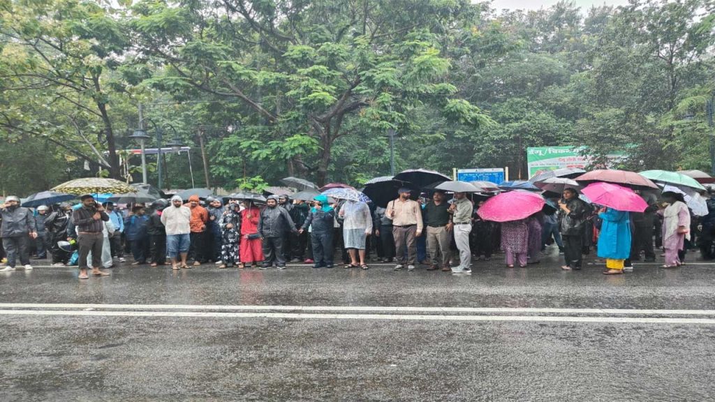 Jharkhand Jssc Cgl Selected Candidate Wife Job Loss Protest