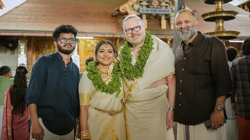 Scotland Mp Martin Day Marries Kerala Woman Nithin Chand Guruvayur Templ