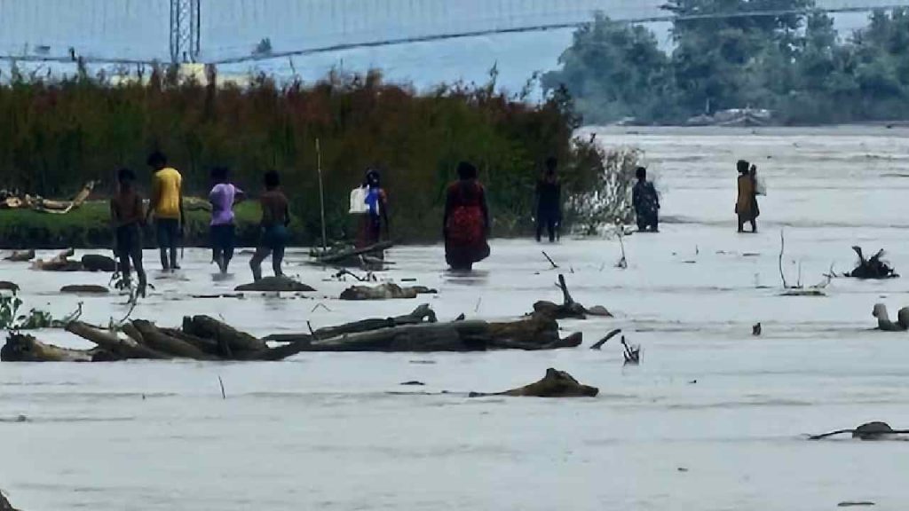 Nepal Floods 10 Bodies Recovered Gandak River Uttar Pradesh