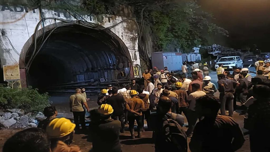 Chamoli Tunnel Accident 7 Workers Dead 14 Injured As Debris And Water Flood Tunnel